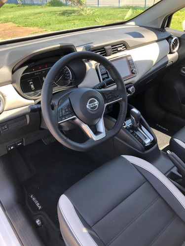 Imagem 6 de 11 de Nissan Versa Exclusive 1.6 (flex) (aut)