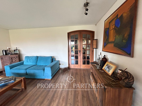 Encantadora Casa En Sector Más Exclusivo Del Carme...