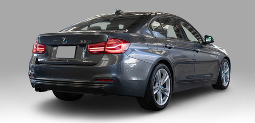 Imagen 4 de 7 de Bmw Serie 3 2017 2.0 330ia Sport Line At