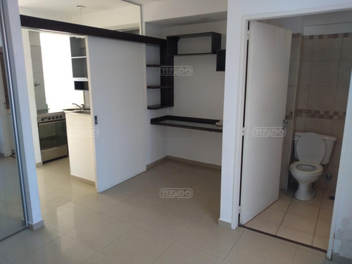 Departamento En Alquiler Ubicado En Abasto, Capital Federal, Buenos Aires