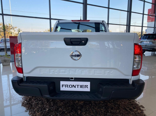 Nissan Frontier 2.3t S 4x2 Mt L22