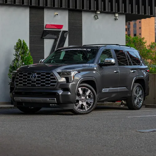 Toyota Sequoia Capstone 3.5