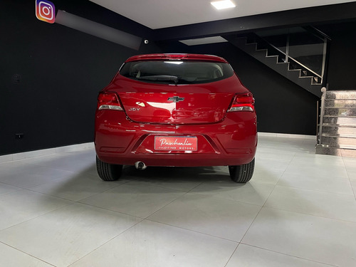 Chevrolet Onix 1.0 Joy Black