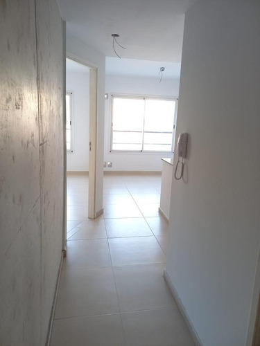 Imagen 2 de 10 de Departamento De Un Dormitorio - Cochabamba 169