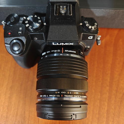 Panasonic Lumix G7 4k Con Lente Olympus Zuiko Pro 12-40 F2.8 (Usado)