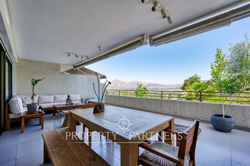 Departamento Con Gran Vista, Cercano A Colegio