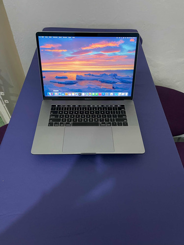 Macbook Pro Touch Bar 2018 15 PuLG 16 Ram 1 Tb Ssd