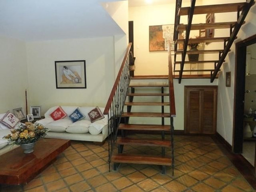 Imagen 2 de 17 de Townhouse En Venta Mls #22-13751 - Laura Colarusso
