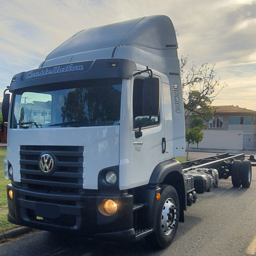 17190 4x2 2014, Chassi 10.50m. Caminhão Original, Excelente.