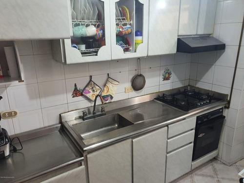 Imagen 5 de 25 de Apartamento En Galerias(bogota) Rah Co: 23-220