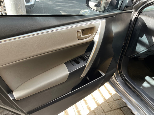 Toyota Corolla 1.8 16v Gli Flex Multi-drive 4p