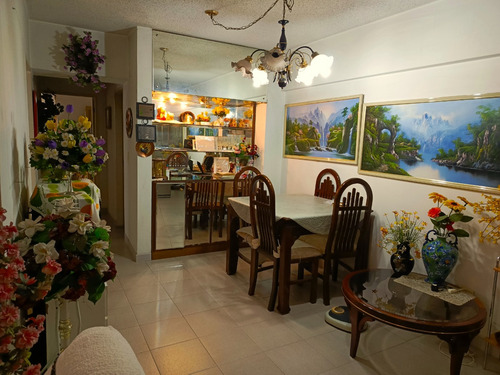 Mls #24-11172 Apartamento En Venta La Candelaria