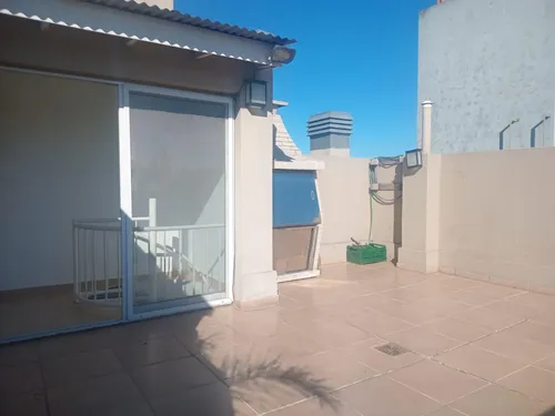 Venta Departamento 2 Ambientes Con Terraza Privada Parrilla Y 2 Cocheras En Victoria