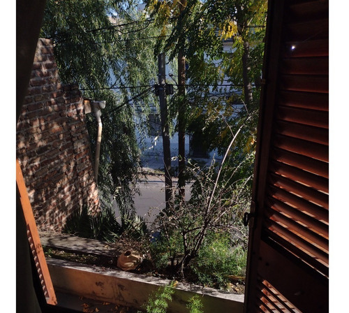 Oportunidad Chalet Con Gge, Patio Y Fondo Libre De 20 Mts.