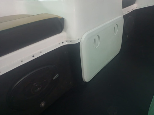 Imagen 8 de 9 de Lancha Traker 5.30 2023 Full 0 Hs 40 Hp 2017 50 Hs Full Pto