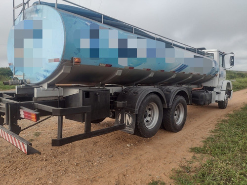 Imagem 5 de 15 de Mercedes 2324 2013 Tanque