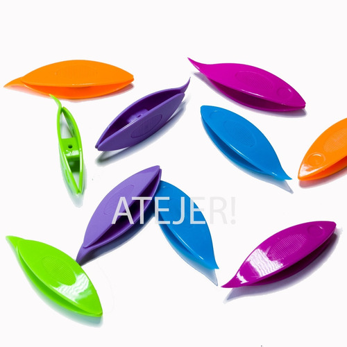 Imagen 4 de 7 de Navetas De Plástico Marca Cbx X 10 Unidades Colores Surtido