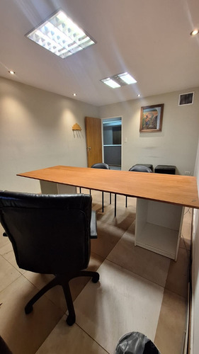 Alquiler De Espectacular Oficina En San Martin Centro. 140 M2