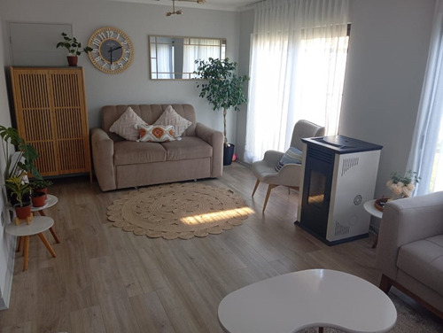 Se Vende Casa Con Un Año De Uso En San Andrés Del Valle Conc