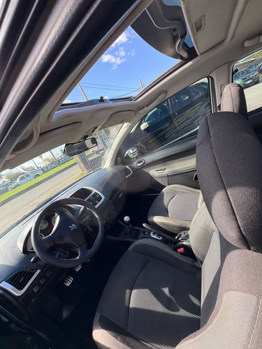 Peugeot 207 1.6 Xt