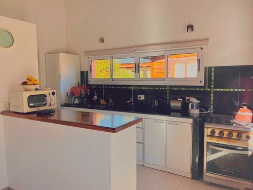 Casa De 3 Dormitorios En Venta Arana La Plata