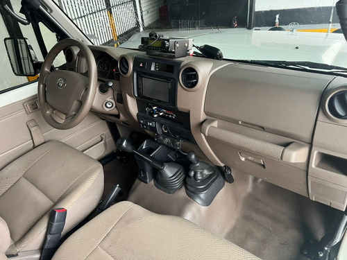 Imagen 10 de 15 de Toyota Macho Land Cruiser