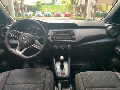 Nissan Kicks S Cvt