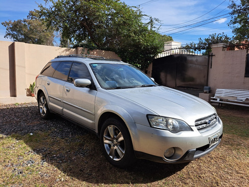 Subaru Outback 3.0 R 6at Si-driver Vdc 245cv