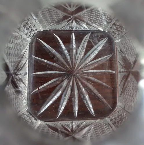 Licorera De Cristal Tallado (Usado)
