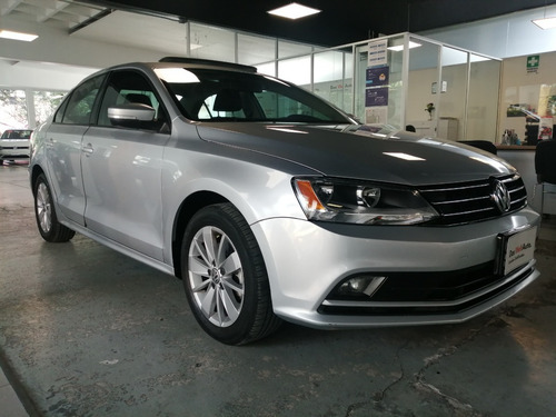 Imagen 3 de 10 de Vw Jetta Trendline Std. 2015