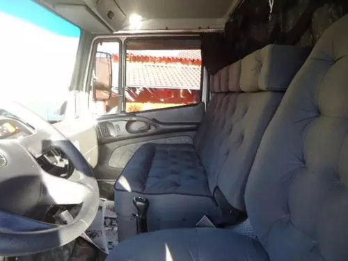 Mb Atron 2324 Ano 2016 Mercedes Benz Carroceria