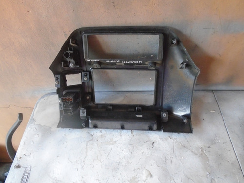 Imagen 2 de 2 de Vendo Mueble De Radio De Nissan Patrol Año 2008