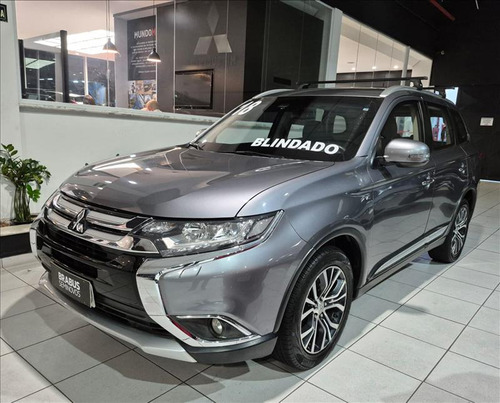 Mitsubishi Outlander 3.0 gt 4x4 v6 24v Gasolina 4p Automático