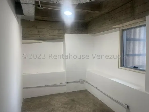 Local En Venta El Rosal Abm