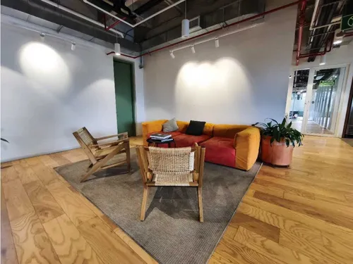 Oficina Amoblada Arriendo De 1.306m2 En Medellín Poblado