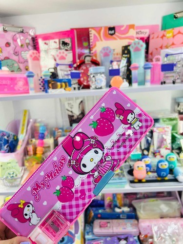 Cartuchera Doble Compartimiento Sanrio Y Sacapuntas