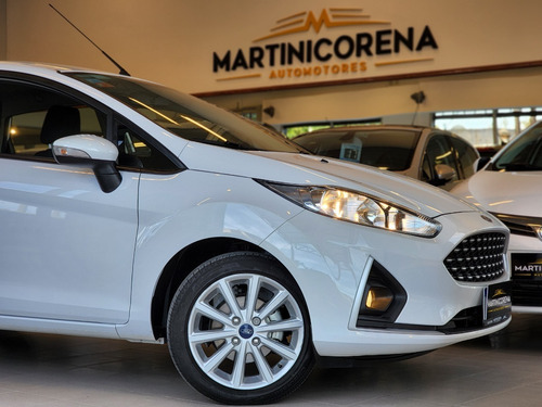 Imagen 10 de 15 de Ford Fiesta Kinetic 1.6 Se