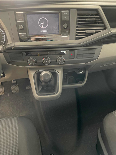 Imagen 10 de 13 de Volkswagen Transporter 2021 2.0 Chasis Cabina Mt