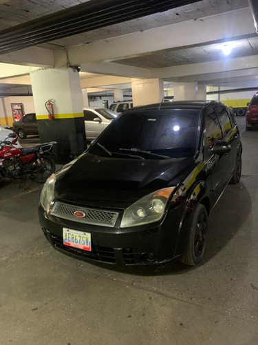 Ford Fiesta Max