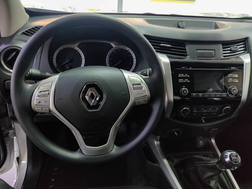 Imagen 8 de 17 de Renault Alaskan Zen Mecánica - 2023
