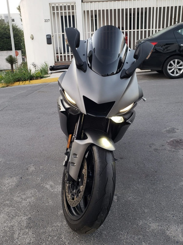 Yamaha R6 2018