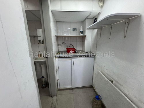 Local Comercial En Venta Colinas De Bello Monte Mls #25-18412 Bm