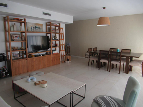 Imagen 5 de 30 de Casa - Las Lomas-jockey