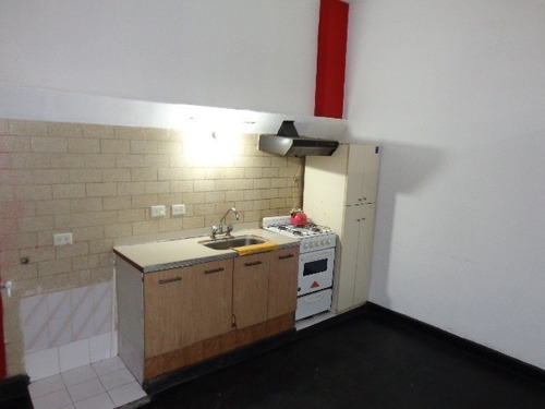 Imagen 4 de 9 de Departamento Tipo Casa En Venta En Lanus Oeste