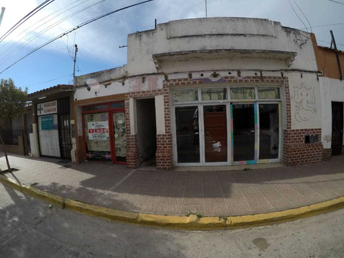 Imagen 1 de 5 de Venta Local Comercial Y Vivienda En Pleno Centro De Tanti