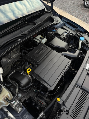Volkswagen Polo 1.6 Msi Highline At
