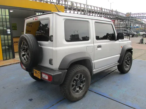 Suzuki Jimny 4x4 1500cc Mt Aa