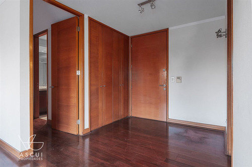 Departamento En Venta De 3 Dorm. En Vitacura