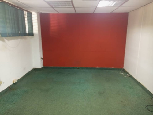 Imagen 8 de 12 de Local En Venta. ¿deseas Hacer Una Excelente Inversión? En Pleno Centro De Alta Vista, En Puerto Ordaz , Oportunidad Única Al Mejor Precio