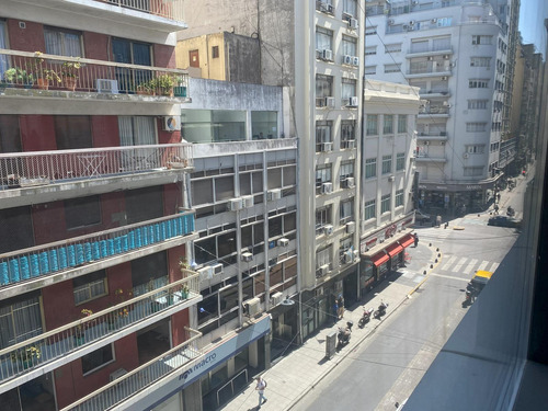 Edificio Comercial En Microcentro Venta Primer Piso